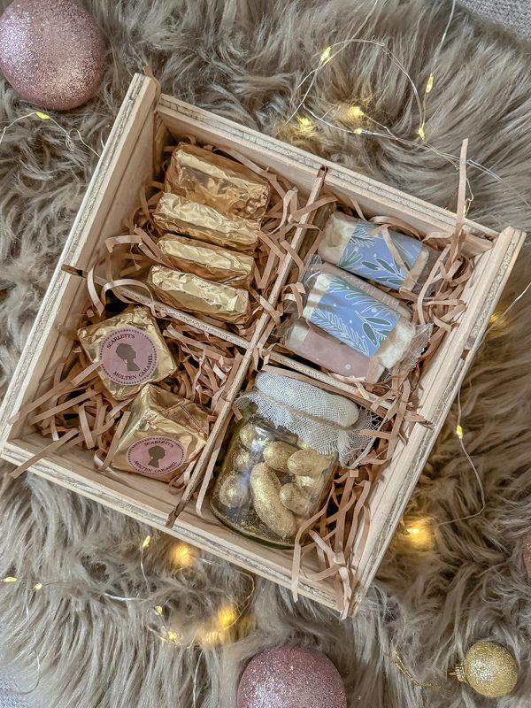 WOODEN BOX GIFT SET