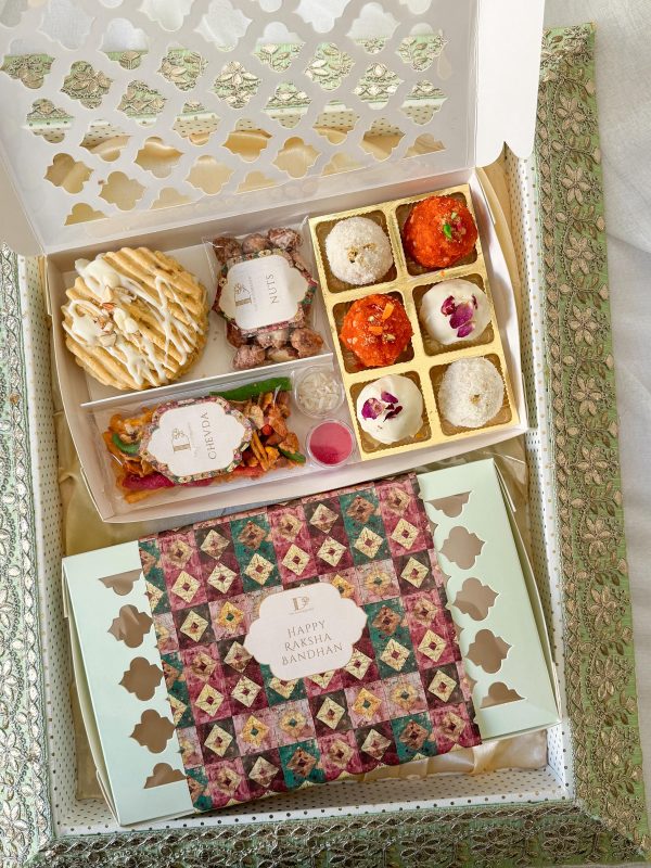 Indulgent Rakhi Box (Sweetmeats 6's)